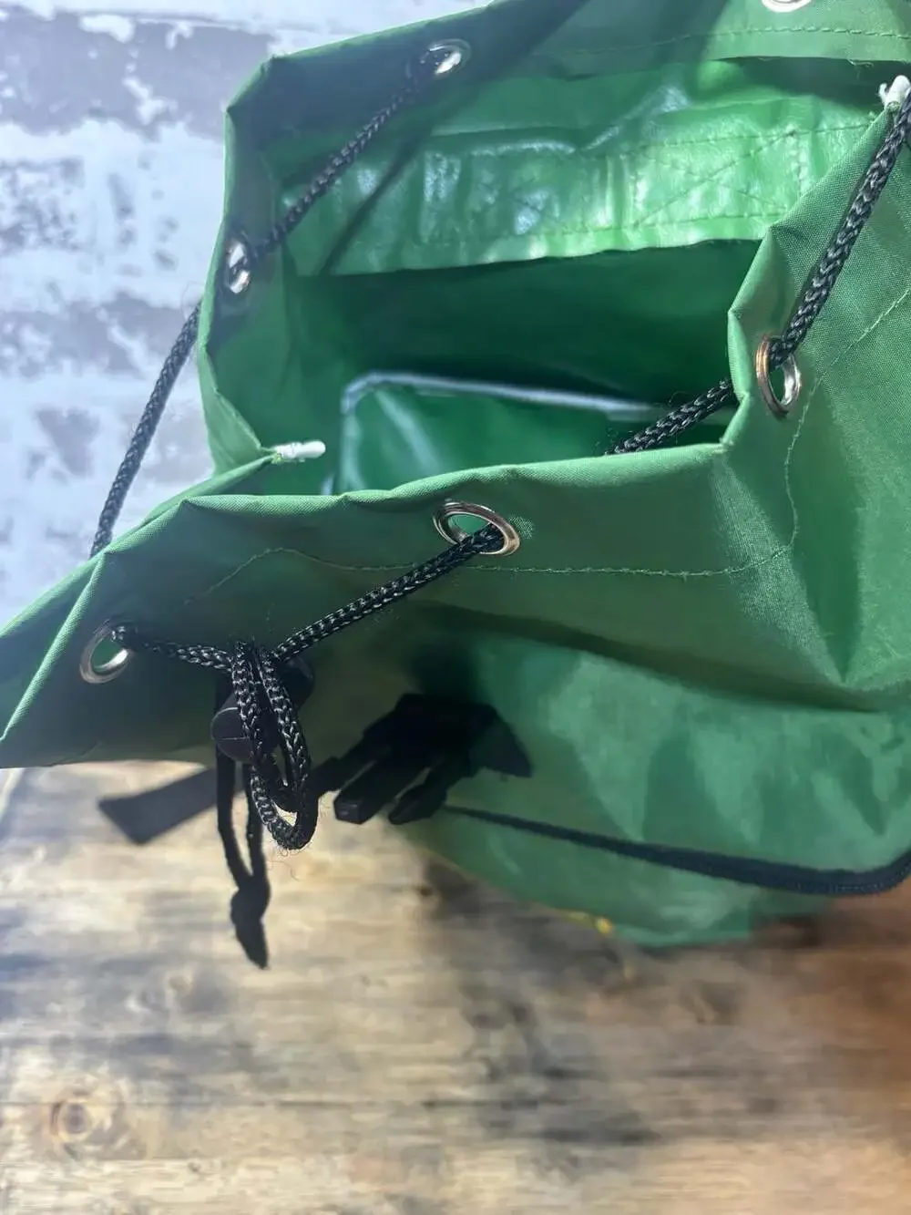 Rare VTG tobacciana cooler book bag